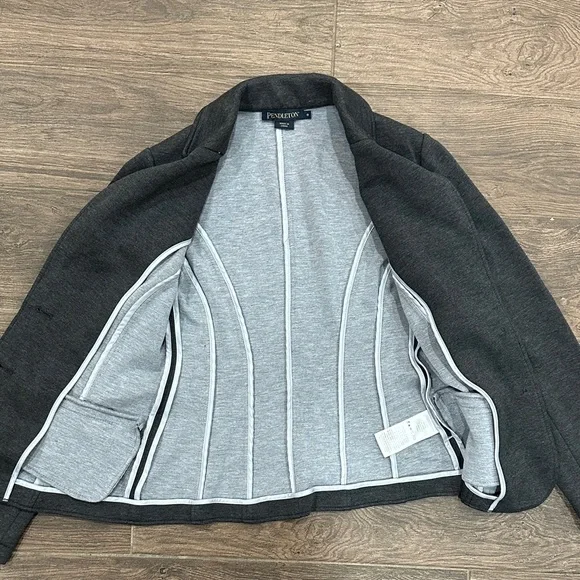 Pendleton Women's Charcoal Blazer - Picture 4 of 8